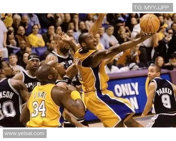 2001年湖人与国王的经典对决回顾与分析 2001年湖人与国王的经典对决回顾与分析